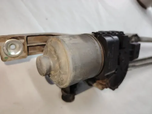 Motor Y Mecanismo Limpiaparabrisas Ford Focus 2 2013
