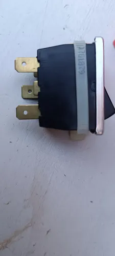 Llave Tecla Limpia Y Lava Luneta Renault 12 Break