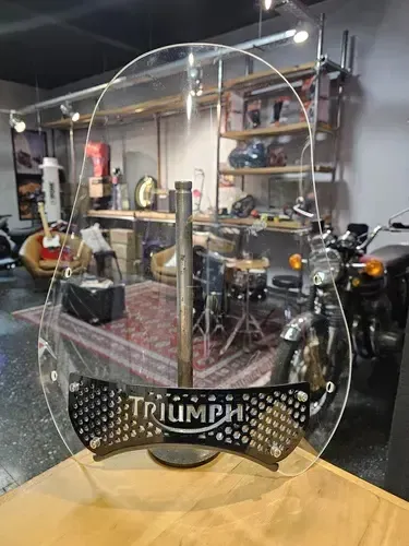 Parabrisas Moto Logo Triumph 900 Street Con Chapa Inoxidable
