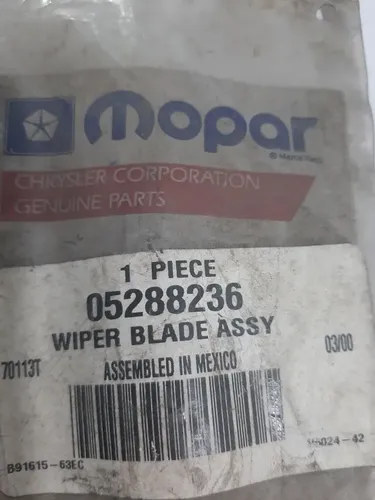 Escobilla Limpiaparabrisas Derecha Chrysler Neon 95 99 Mopar