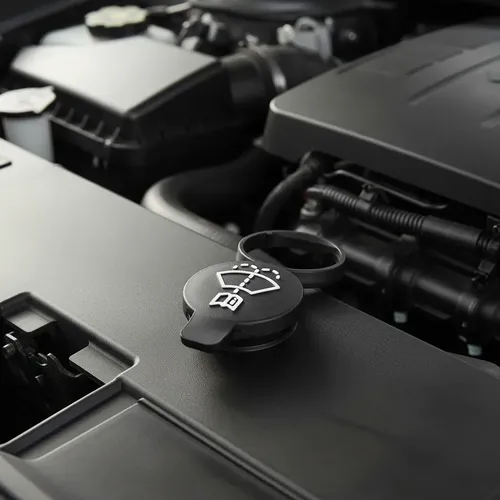 Tapa Deposito Limpiaparabrisas Chevrolet Sonic Spin