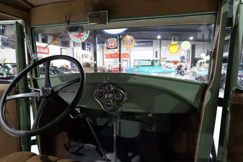 Ford A 1928-31 Cerrado- Parabrisas Brazo Oscilante C/tuercas